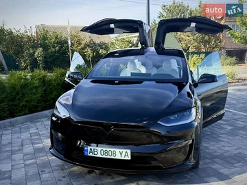 Авто Tesla Model X 2022 № 8122633