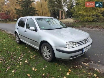 Авто Volkswagen Golf 2002 № 8122768