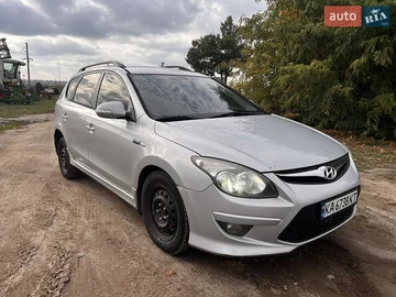 Авто Hyundai I30 2010 № 8122797