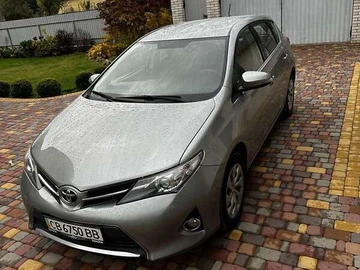Авто Toyota Auris 2012 № 8122927