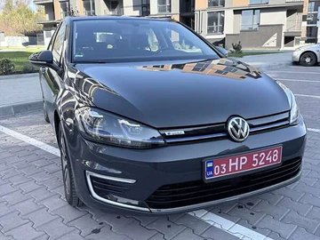 Авто Volkswagen E-Golf 2020 № 8122947