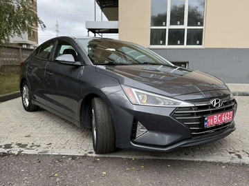 Авто Hyundai Elantra 2019 № 8122955