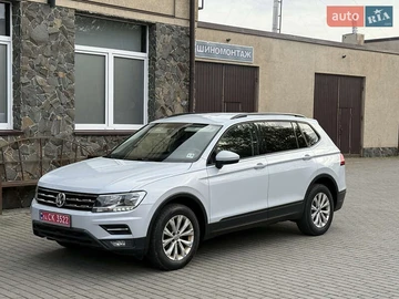 Авто Volkswagen Tiguan 2018 № 8122973