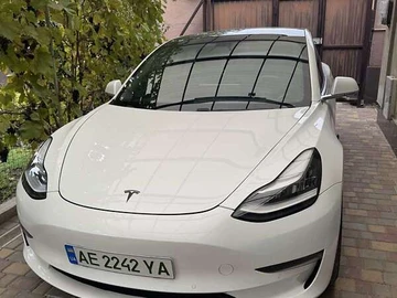 Авто Tesla Model 3 2019 № 8123033