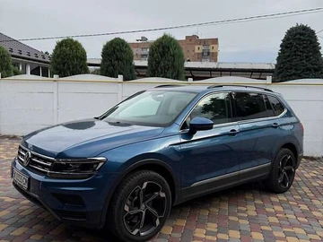 Авто Volkswagen Tiguan 2019 № 8123038