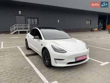 Авто Tesla Model 3 2023 № 8123066