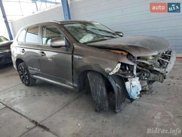 Авто Mitsubishi Outlander 2018 № 8123502