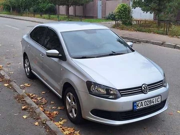 Авто Volkswagen Polo 2012 № 8123518