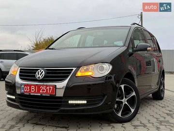 Авто Volkswagen Touran 2007 № 8123522