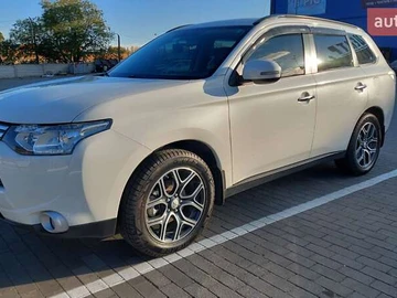 Авто Mitsubishi Outlander 2013 № 8123778