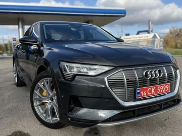 Авто Audi E-Tron 2022 № 8123959
