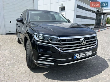Авто Volkswagen Touareg 2019 № 8123965