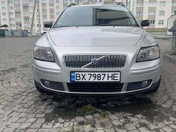 Авто Volvo V50 2004 № 8124249