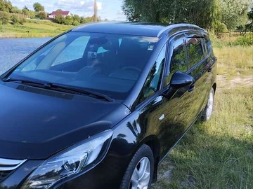 Авто Opel Zafira Tourer 2012 № 8124380