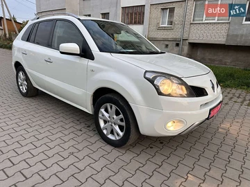 Авто Renault Koleos 2010 № 8124405