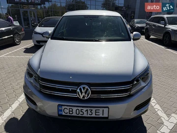 Авто Volkswagen Tiguan 2017 № 8124549
