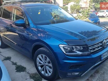 Авто Volkswagen Tiguan 2017 № 8124576