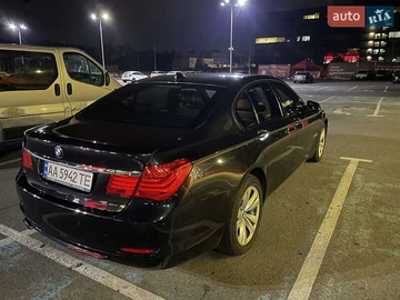 Авто BMW 7 Series 2011 № 8124659