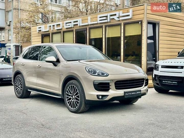 Авто Porsche Cayenne 2015 № 8124716