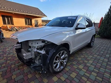 Авто BMW X5 2018 № 8124720