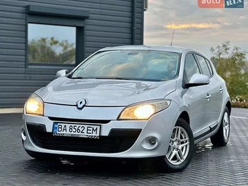 Авто Renault Megane 2010 № 8125291