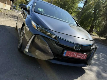 Авто Toyota Prius 2021 № 8125304