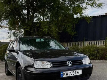 Авто Volkswagen Golf 1999 № 8125312