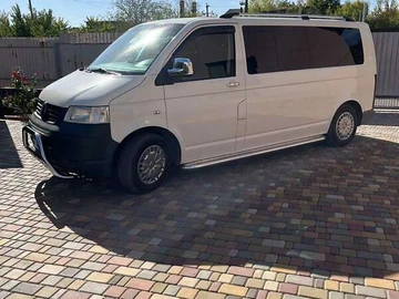 Авто Volkswagen Transporter 2008 № 8125318