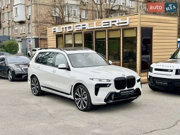 Авто BMW X7 2024 № 8125333