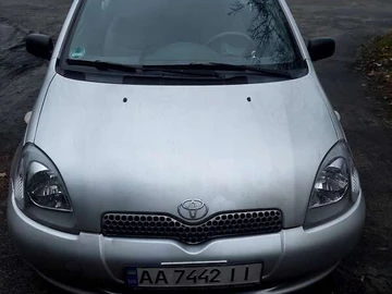 Авто Toyota Yaris 2001 № 8125367
