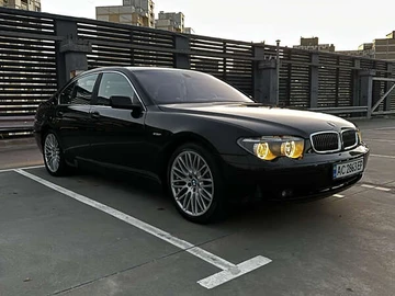 Авто BMW 7 Series 2003 № 8125379