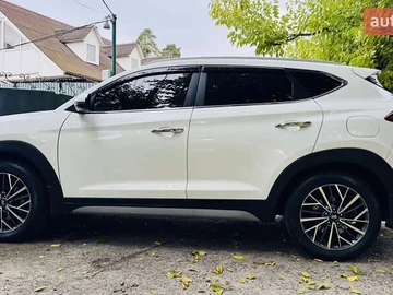 Авто Hyundai Tucson 2020 № 8125387