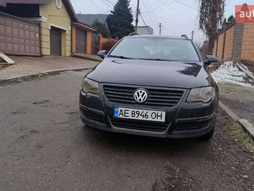 Авто Volkswagen Passat 2010 № 8125459