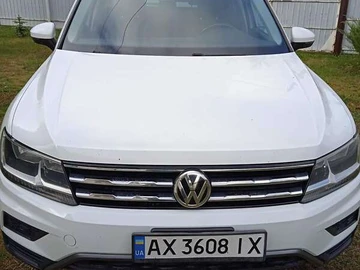 Авто Volkswagen Tiguan 2019 № 8125695