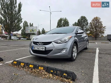 Авто Hyundai Elantra 2013 № 8125778