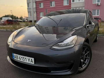 Авто Tesla Model 3 2019 № 8125885