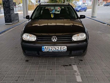 Авто Volkswagen Golf 2000 № 8125922