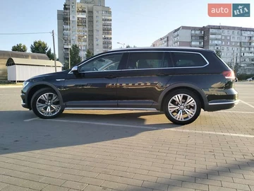 Авто Volkswagen Passat Alltrack 2016 № 8125974