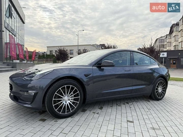 Авто Tesla Model 3 2022 № 8125985
