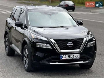 Авто Nissan Rogue 2023 № 8125991
