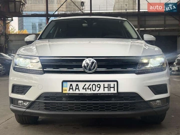Авто Volkswagen Tiguan 2020 № 8126164