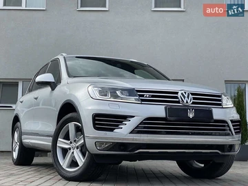 Авто Volkswagen Touareg 2016 № 8126166