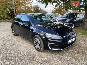 Авто Volkswagen E-Golf 2015 № 8126264