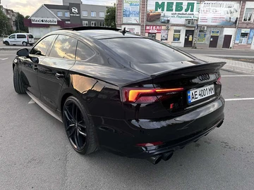 Авто Audi S5 2019 № 8126383