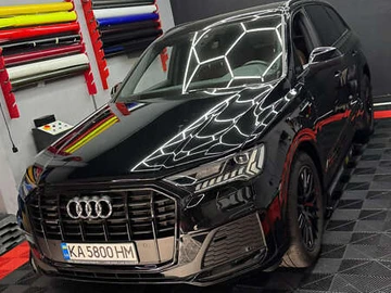 Авто Audi Q7 2021 № 8126387