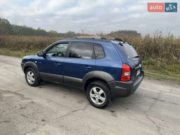 Авто Hyundai Tucson 2005 № 8126563
