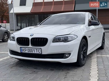 Авто BMW 5 Series 2013 № 8126676
