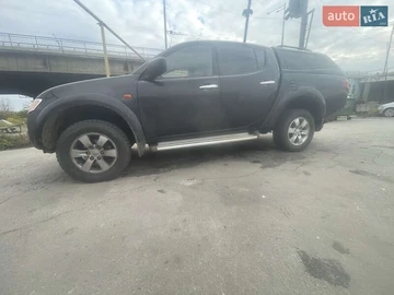 Авто Mitsubishi L 200 2007 № 8126982