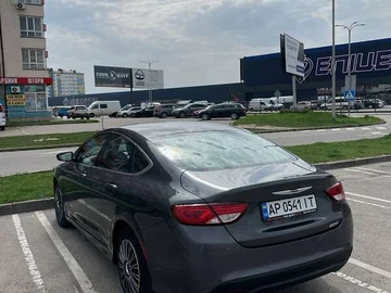 Авто Chrysler 200 2014 № 8127081