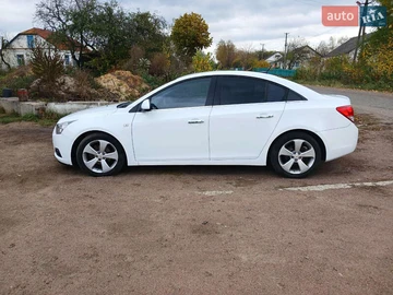 Авто Chevrolet Cruze 2011 № 8127091